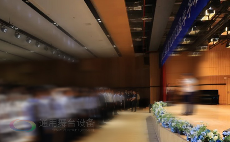助力漢開書院文化活動高效呈現(xiàn)，彰顯企業(yè)教育場景服務(wù)實力！南京漢開書院舞臺阻燃幕布、大幕對開項目
